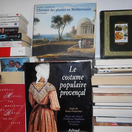 Petit Grenier Douillet De Cathie Bed & Breakfast Roquemaure  Luaran gambar