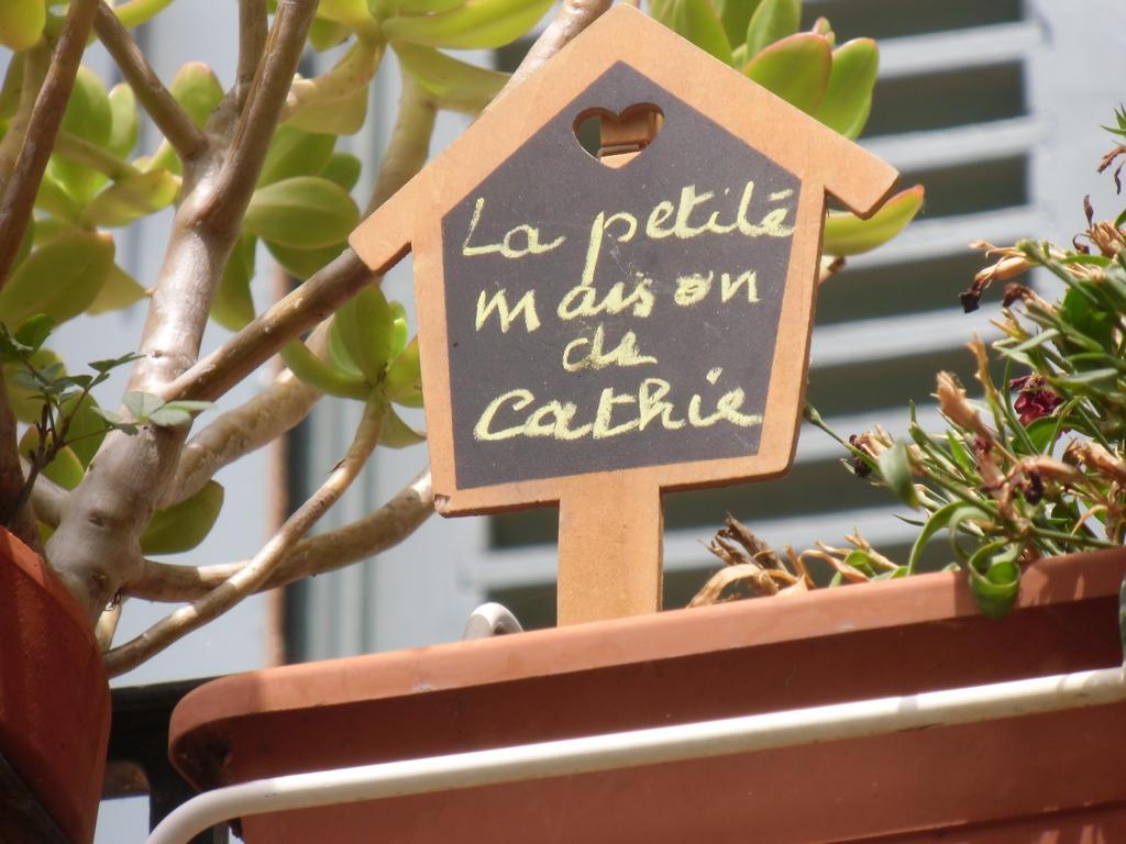 Petit Grenier Douillet De Cathie Bed & Breakfast Roquemaure  Luaran gambar