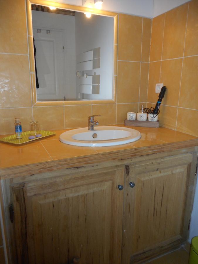 Petit Grenier Douillet De Cathie Bed & Breakfast Roquemaure  Luaran gambar